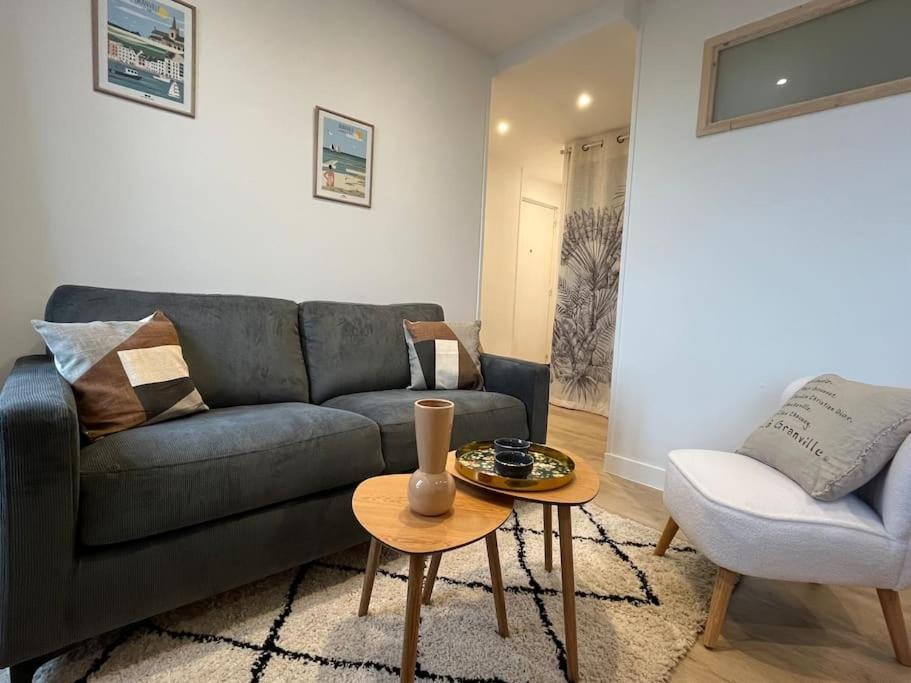 Appartement Le Bellevue à Granville Extérieur photo