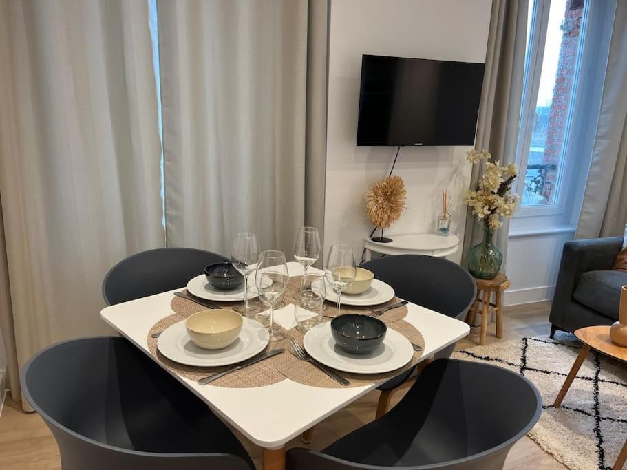 Appartement Le Bellevue à Granville Extérieur photo