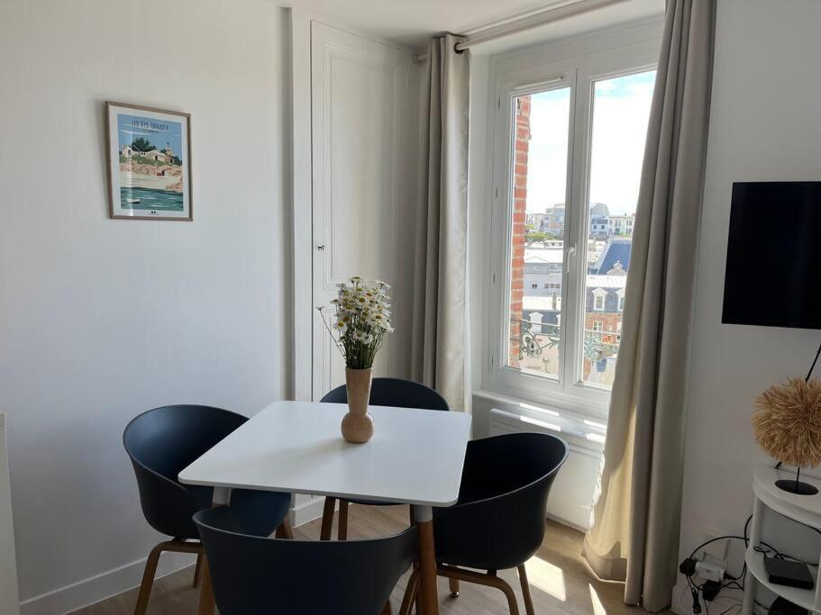 Appartement Le Bellevue à Granville Extérieur photo